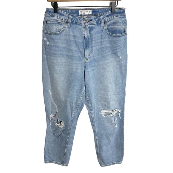 Abercrombie & Fitch Women's Curve Mom High Rise Distressed Jeans Size 30 Size 10 - Picture 1 of 9